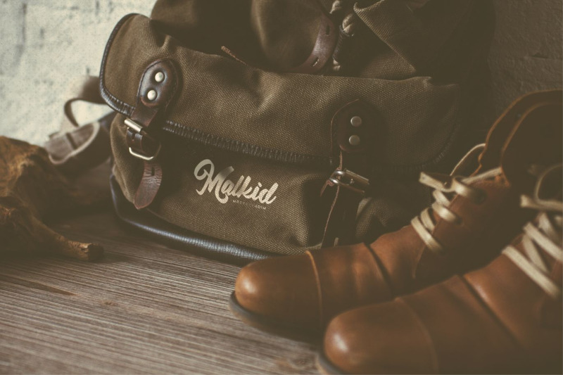 Download Buffalo - Vintage Typeface Font Family From IanMikraz Studio