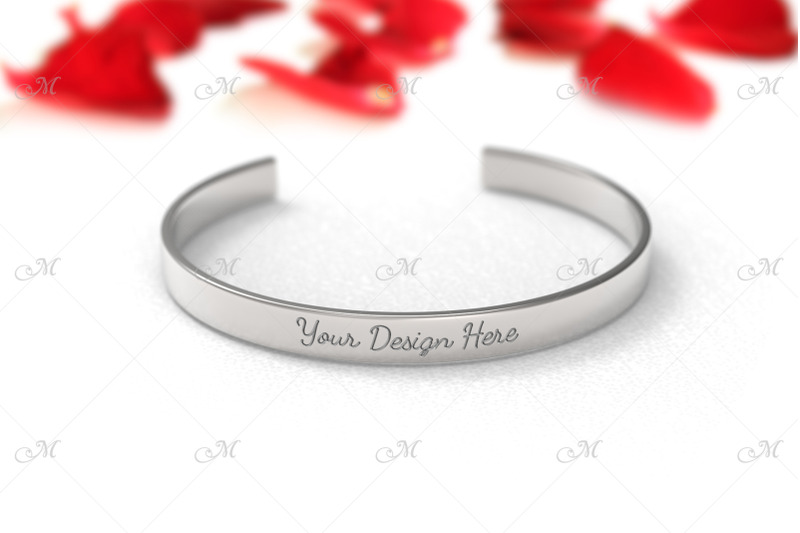 metal-bracelet-mockup-psd-jpg