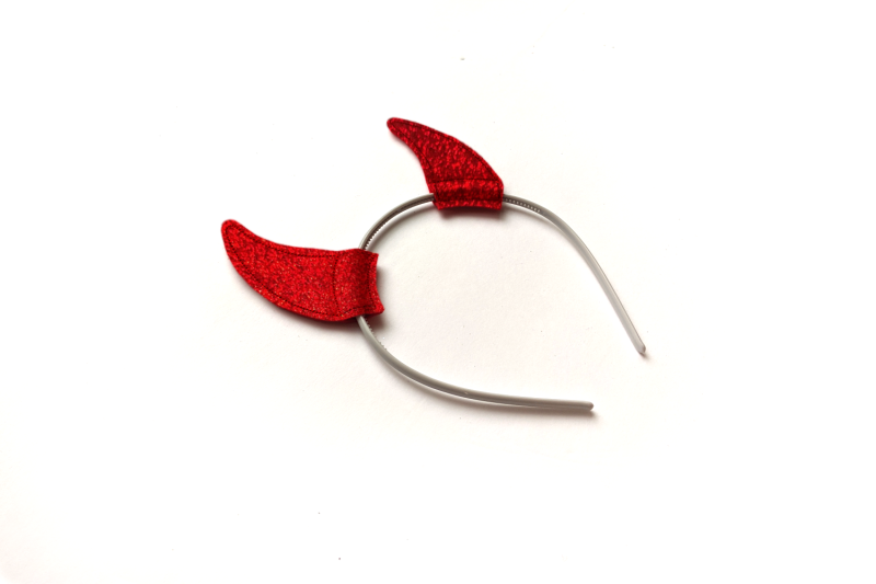 devil-costume-horns-ith-headband-slider-applique-embroidery