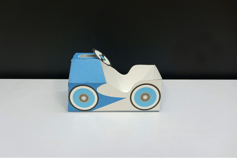 diy-pedal-car-favor-3d-papercraft