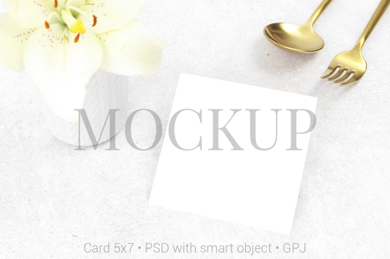 mockup-thank-you-card-with-gold-cutlery