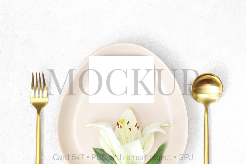 mockup-wedding-card-with-lily-and-white-pen