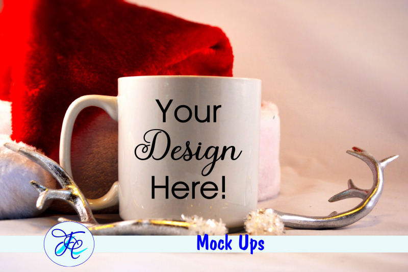 christmas-cup-mock-up-with-antlers