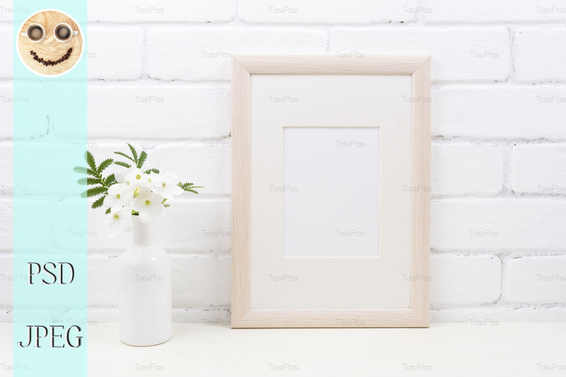 wooden-frame-mockup-with-tobacco-flowers