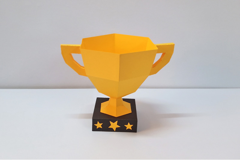 diy-trophy-cup-3d-papercraft
