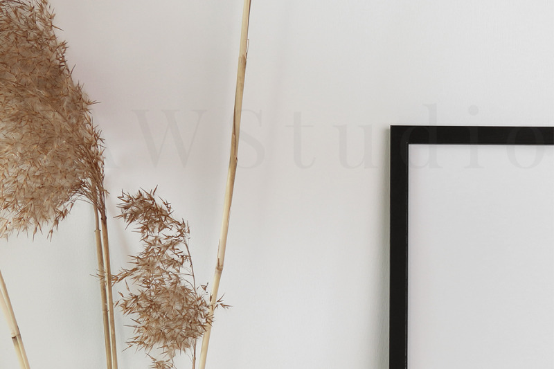 photo-frame-mockup-with-cane