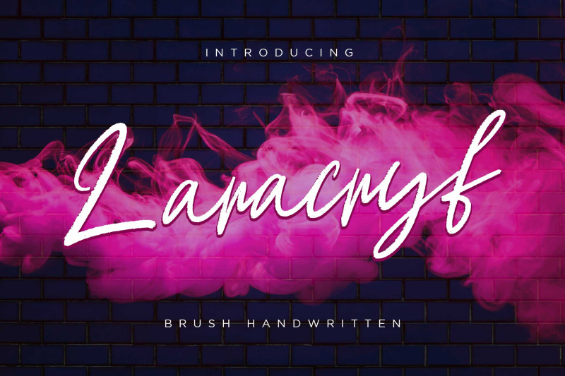 laracryf-brush-handwritten