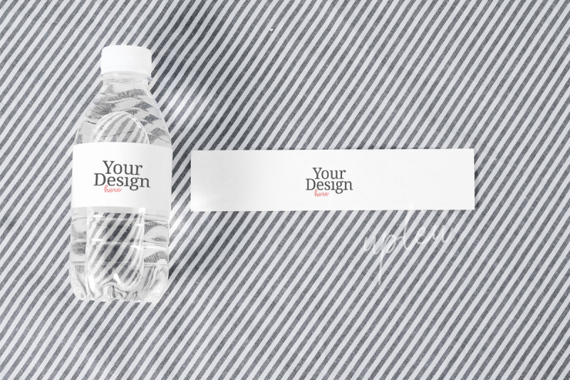 water-bottle-wrapper-with-table-tent-mockup