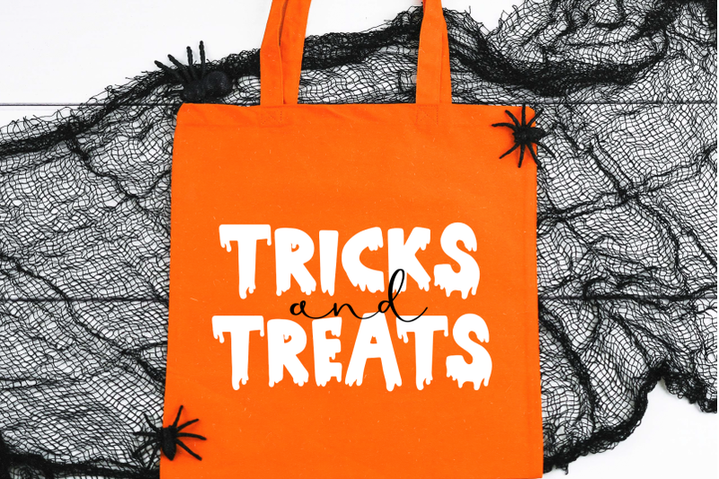 yikes-a-dripping-halloween-font