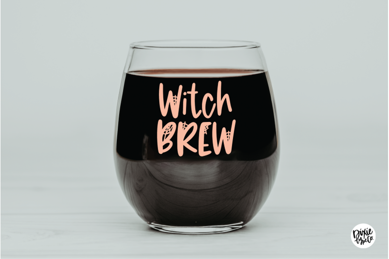 black-widow-a-webbed-halloween-font