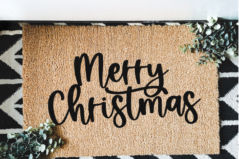 festive-handwritten-script-font