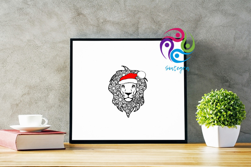 lion-with-santa-hat-svg-cut-file