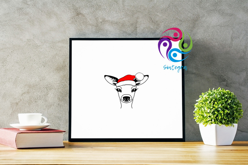 deer-with-santa-claus-hat-svg-file