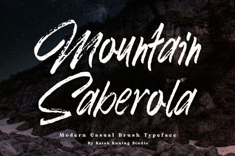 mountain-saberola-brush-font