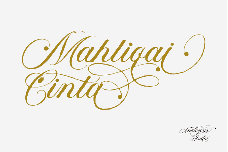 analogous-elegant-calligraphy