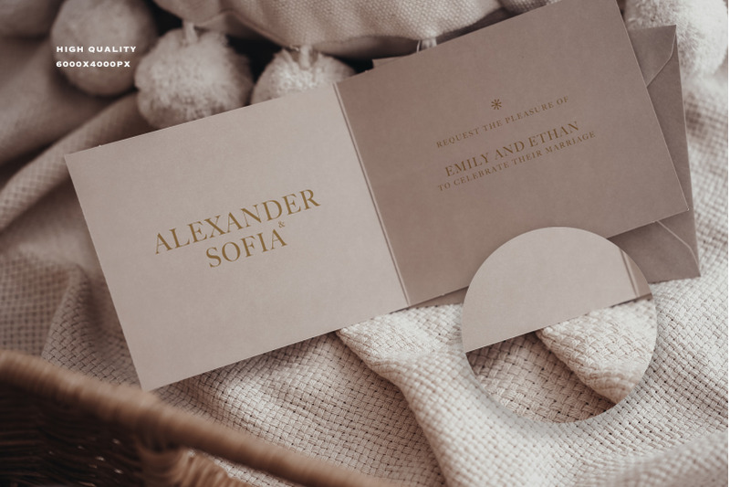 wedding-cards-amp-envelope-mockup