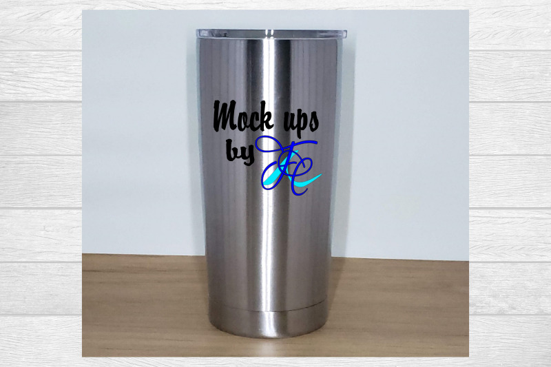 silver-tumbler-mock-up