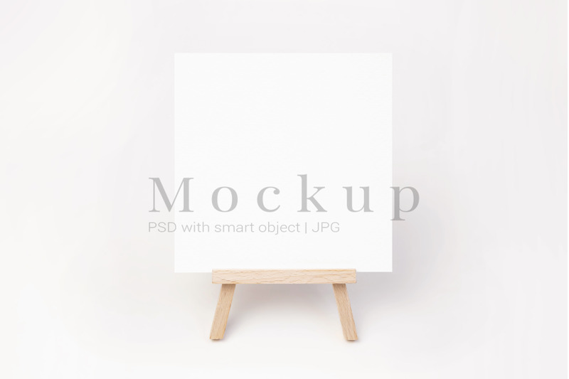 square-card-mockup-minimalist-mockup-greeting-card-mockup