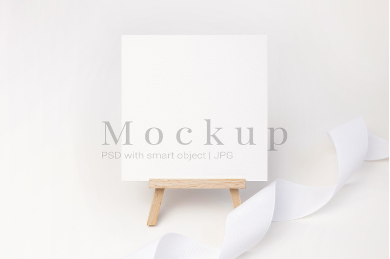 minimalist-mockup-5x5-card-mockup-table-number-mockup