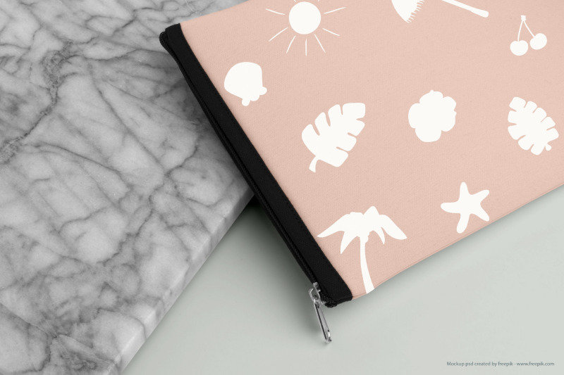 summer-season-beach-coconut-tree-sun-ice-cream-white-doodles