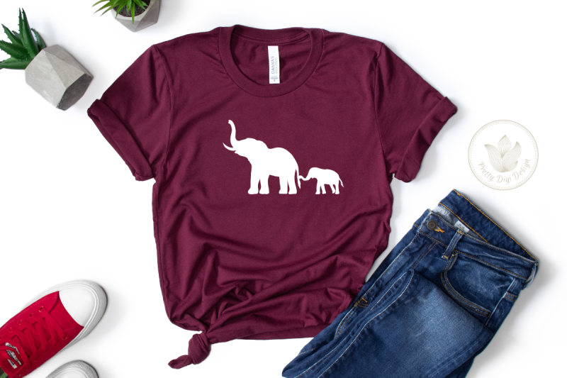 elephant-family-holding-tails-svg-cut-file