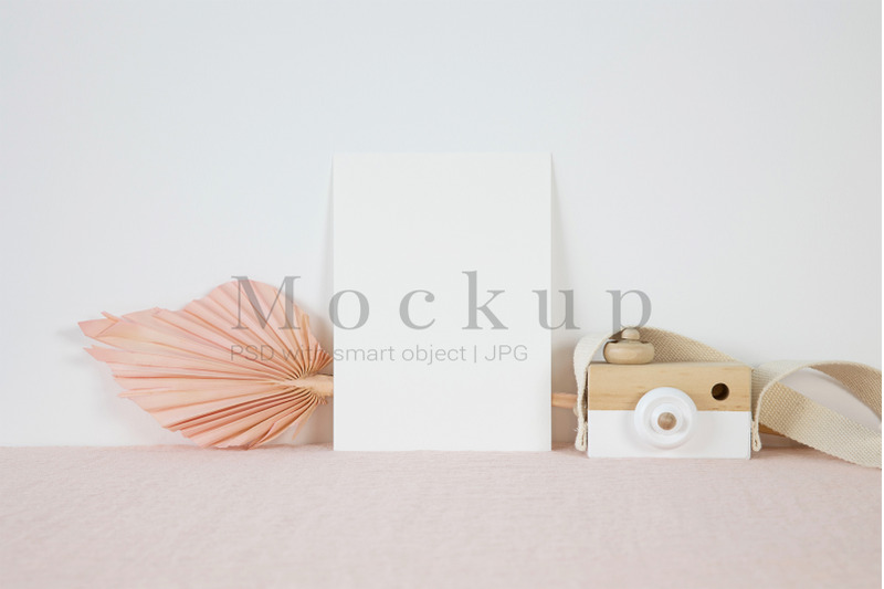 invitation-card-5x7-card-mockup-greeting-card