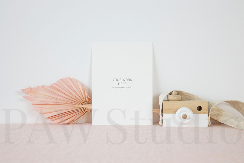 invitation-card-5x7-card-mockup-greeting-card