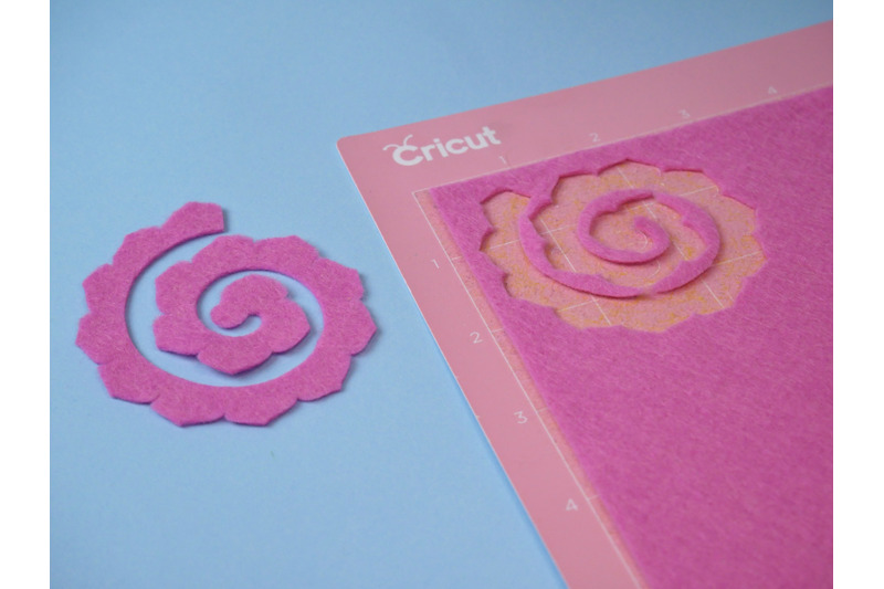 felt-flowers-svg-rolled-flower-svg-no-sew-felt-flower-set-3d-flower