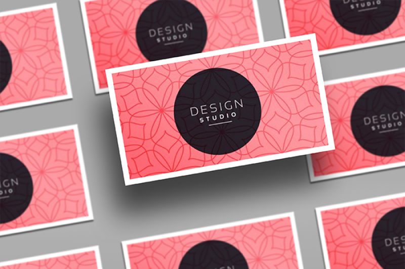 5-realistic-business-card-mockups