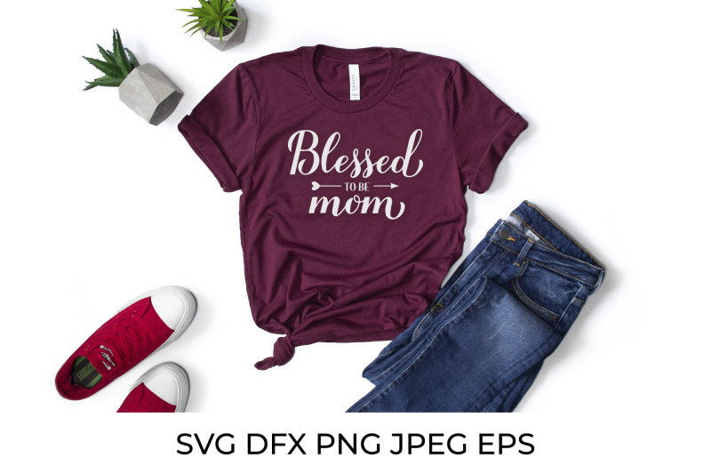 blessed-to-be-mom-calligraphy-lettering-mom-quote