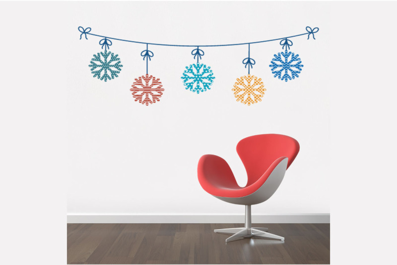 christmas-garland-snowflakes-with-an-ornament-svg-format