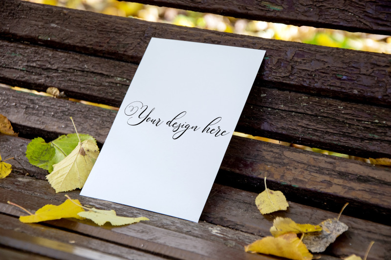 5x7-autumn-card-mockup-fall-mockup-greeting-card-psd-mockup-invitat