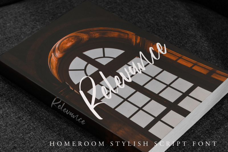 homeroom-stylish-script-font