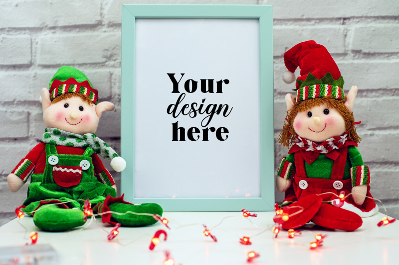 christmas-frame-mockup-elf-mockup-4-holiday-mockup