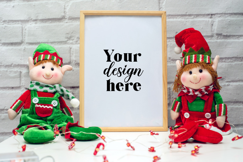 christmas-frame-mockup-elf-mockup-5-holiday-mockup