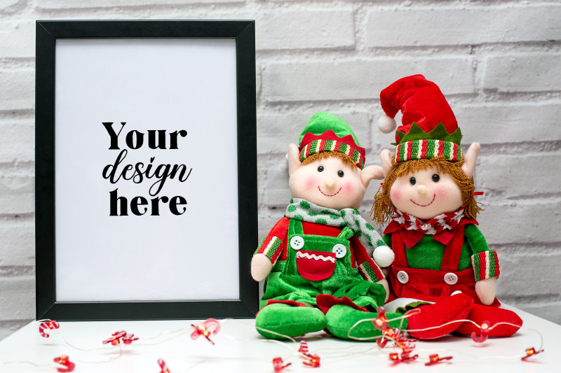 christmas-frame-mockup-elf-mockup-21-holiday-mockup