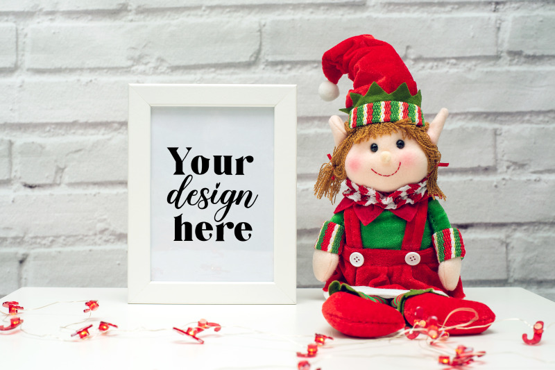 christmas-frame-mockup-elf-mockup-45-holiday-mockup