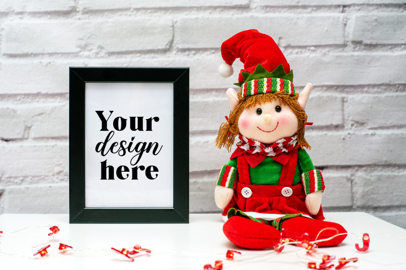 christmas-frame-mockup-elf-mockup-50-holiday-mockup