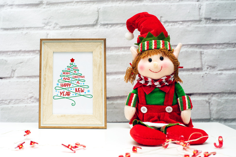 christmas-frame-mockup-elf-mockup-52-holiday-mockup