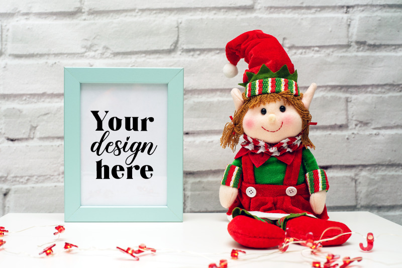 christmas-frame-mockup-elf-mockup-54-holiday-mockup