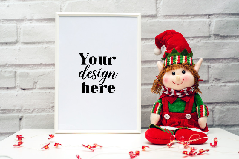 christmas-frame-mockup-elf-mockup-58-holiday-mockup