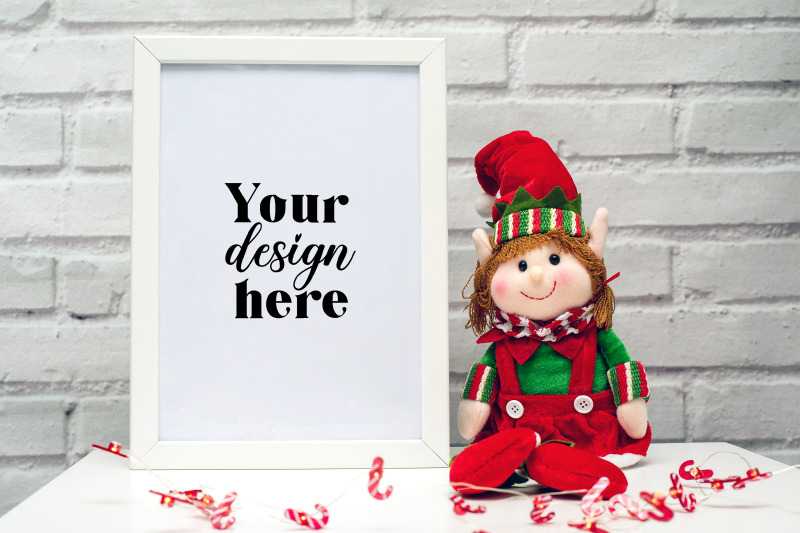 christmas-frame-mockup-elf-mockup-69-holiday-mockup