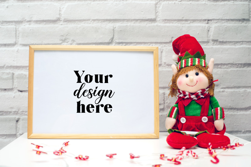 christmas-frame-mockup-elf-mockup-76-holiday-mockup