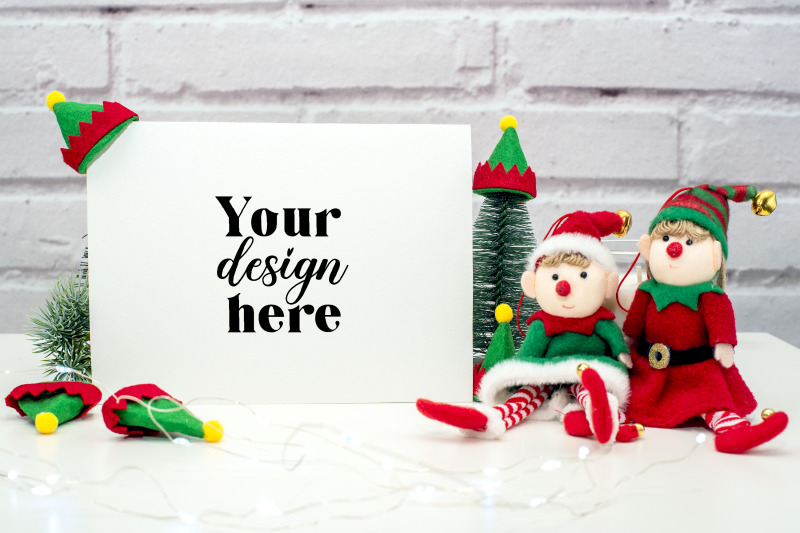 christmas-7x5-card-mockup-elf-mockup-90-holiday-mockup