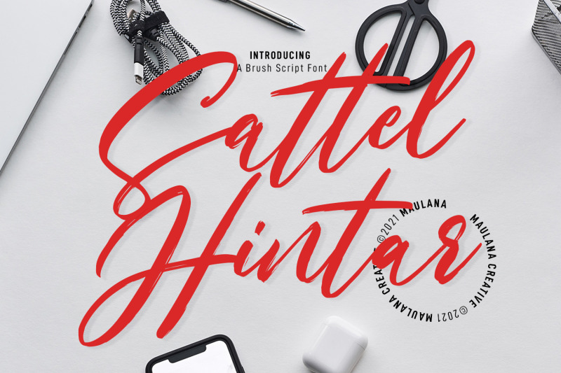 sattel-hintar-brush-script-font