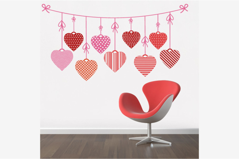 festive-garland-of-hearts-with-ornaments-svg