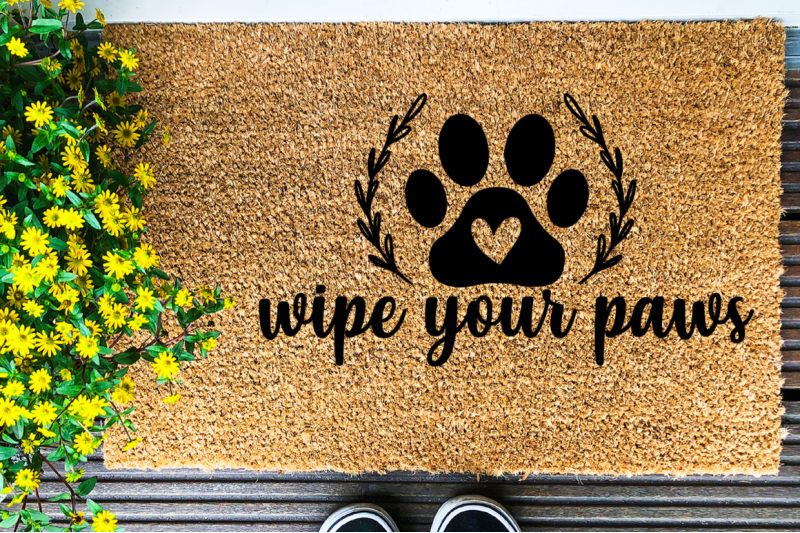 sd0004-16-wipe-your-paws