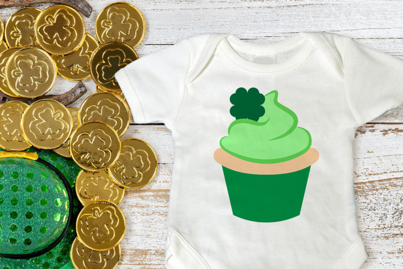 st-patrick-039-s-day-cupcake-with-clover-svg-png-dxf-eps