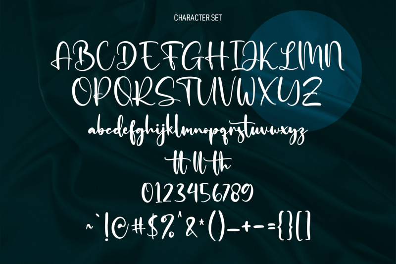 solovista-signature-script-font