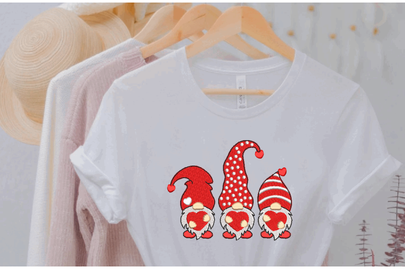 valentine-gnomes-embroidery-machine-design-gnomes-with-hearts